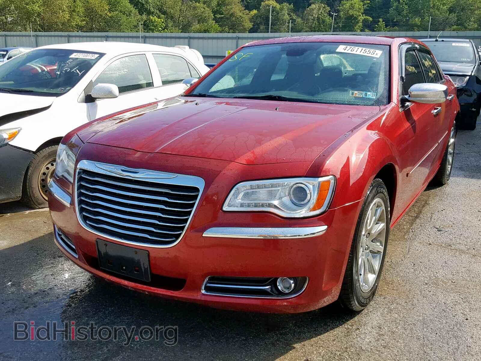 2011 CHRYSLER 300 - VIN: 2C3CA6CT5BH529384 - Фото 2