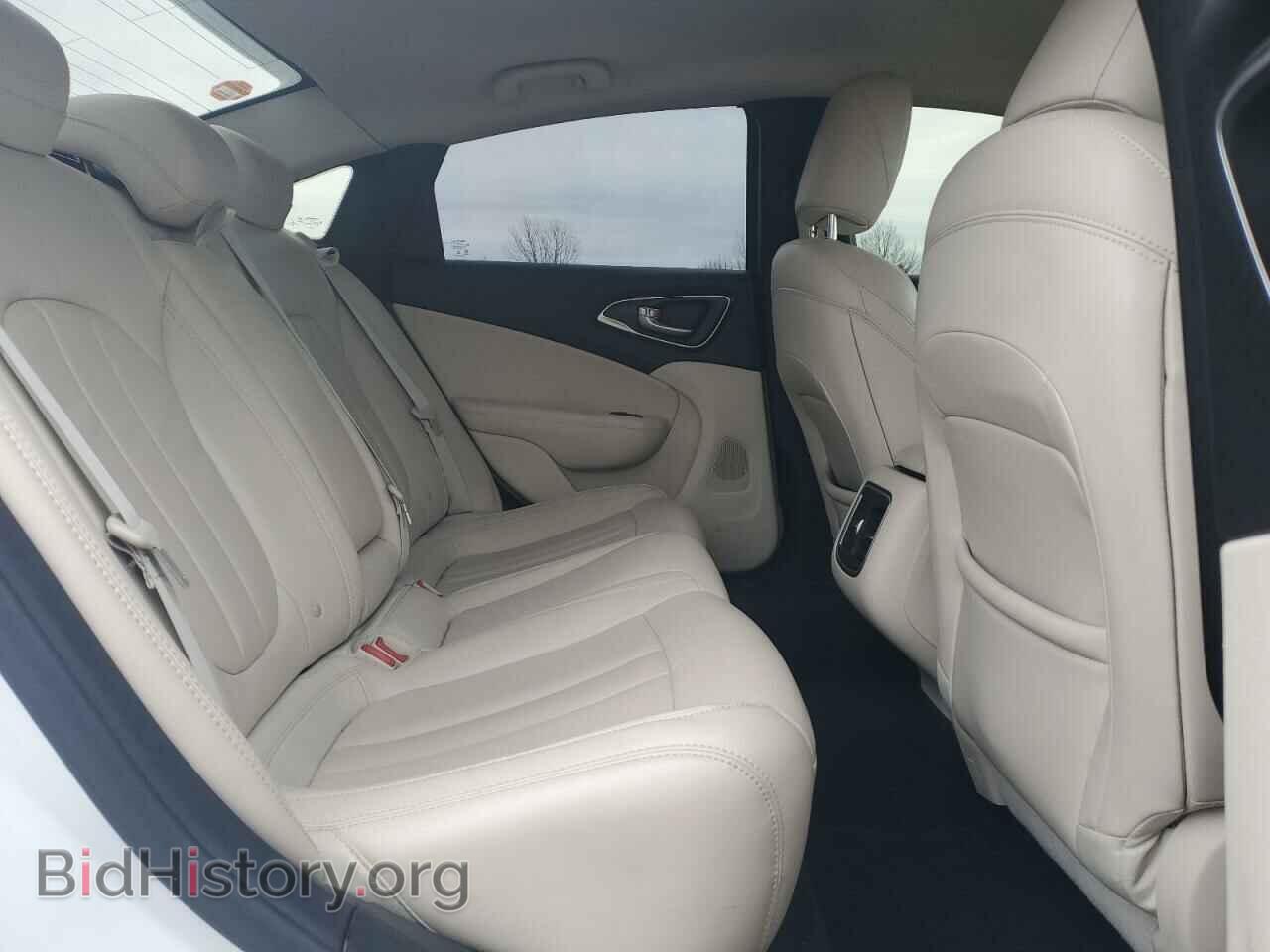 2015 CHRYSLER 200 - VIN: 1C3CCCCB6FN723189 - Фото 10