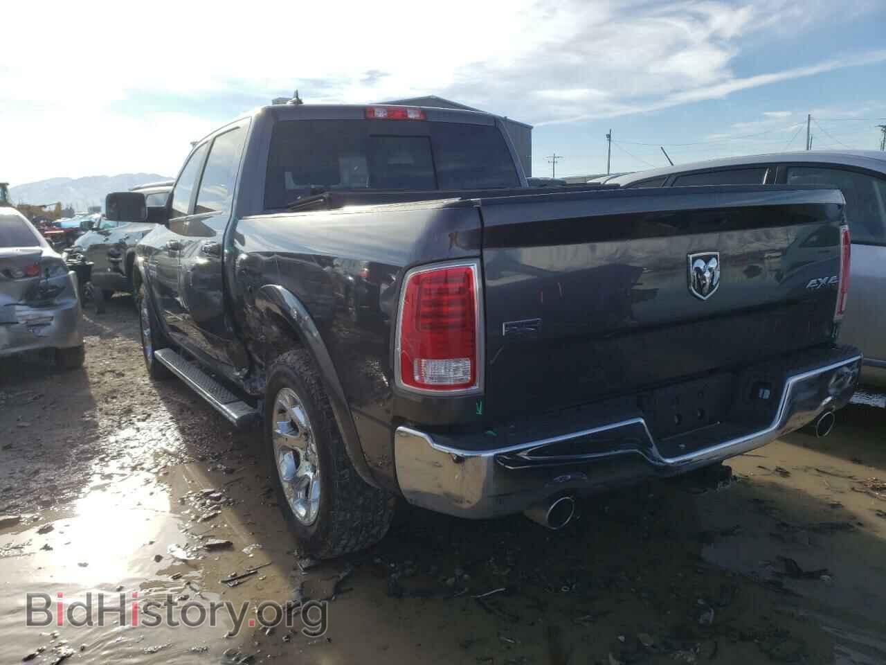 2017 RAM 1500 - VIN: 1C6RR7NT2HS661092 - Фото 2