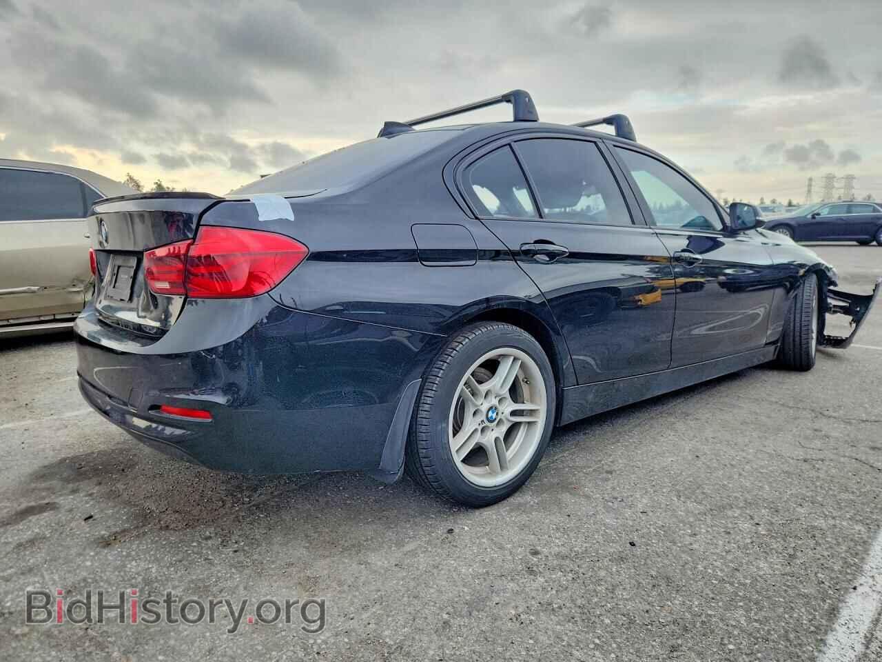 2016 BMW 3 SERIES - VIN: WBA8E1G54GNU11231 - Фото 3