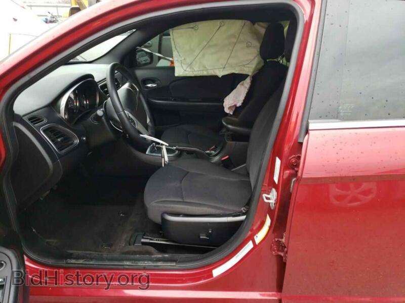 2013 Chrysler 200 (VIN 1C3CCBBB6DN553523) — photo 7 of 12
