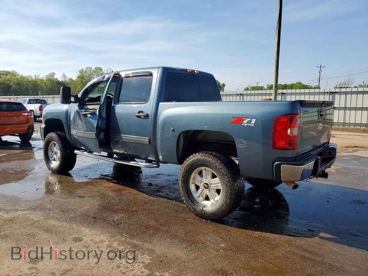 2013 CHEVROLET SILVERADO - VIN: 3GCPKSE70DG320608 - Фото 2