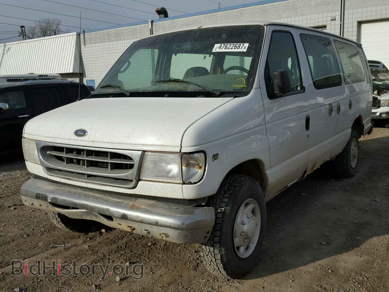 2002 FORD ECONOLINE - VIN: 1FBSS31S92HA85613 - Photo 2