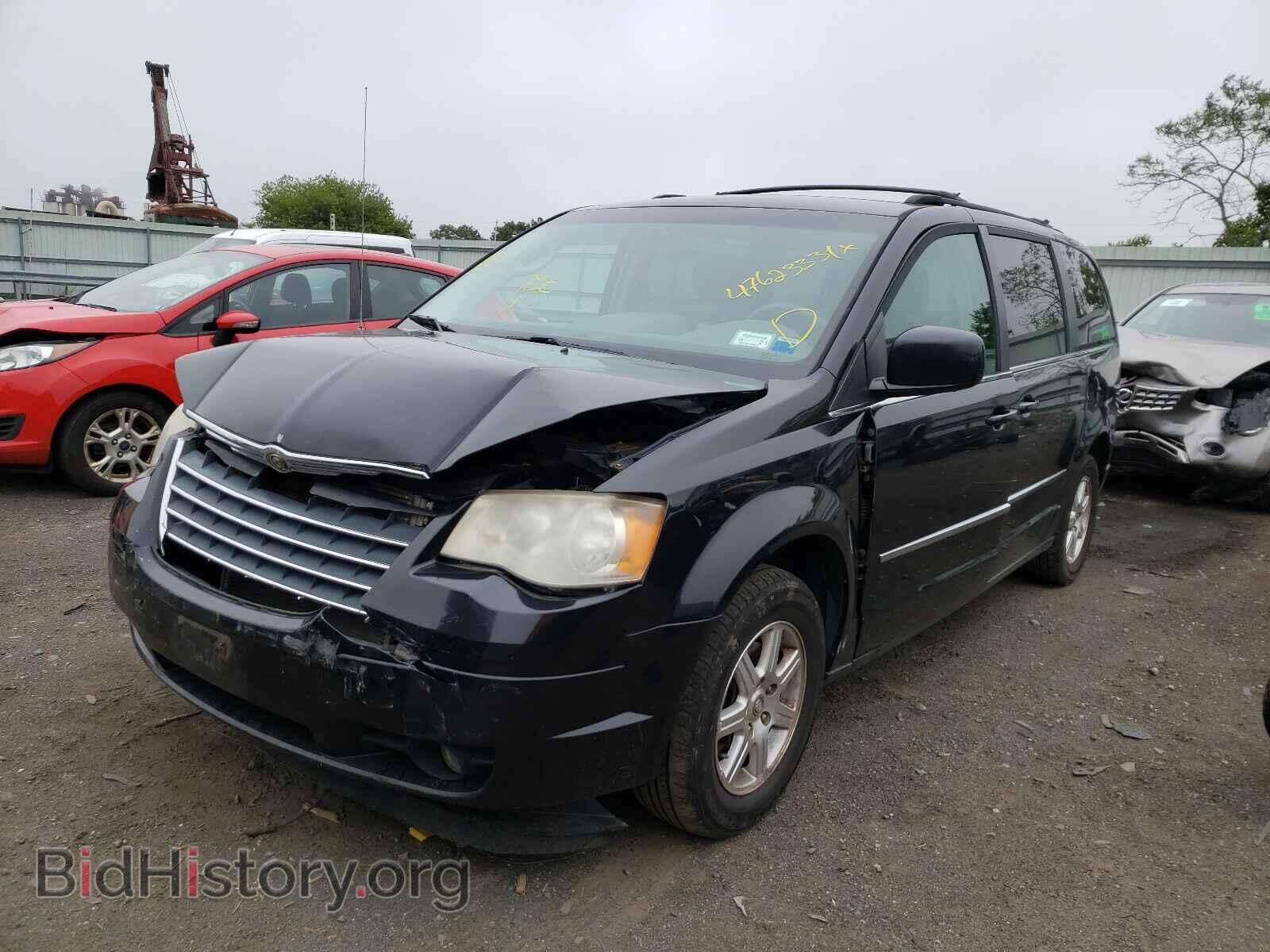 2009 CHRYSLER MINIVAN - VIN: 2A8HR54179R659715 - Фото 2