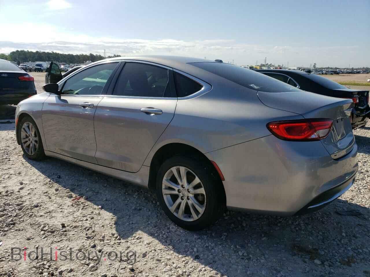 2015 CHRYSLER 200 - VIN: 1C3CCCAB2FN732586 - Photo 2