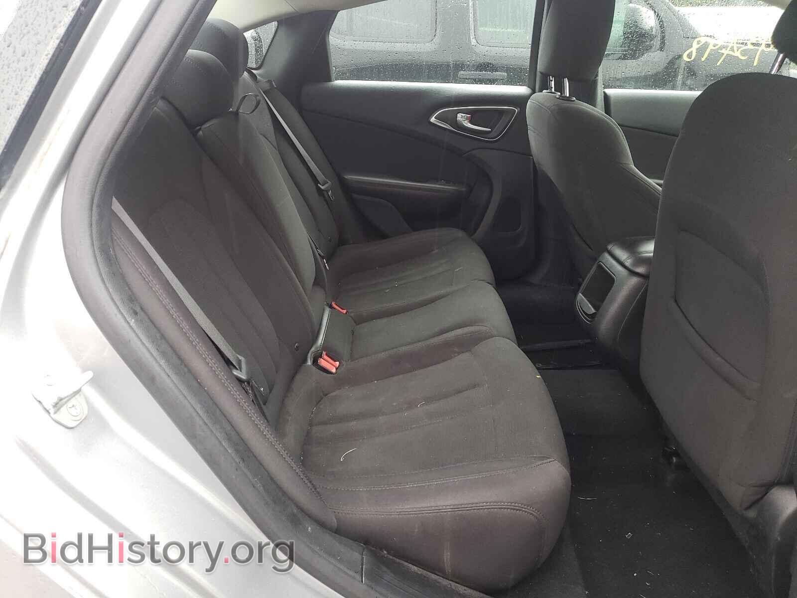 2015 CHRYSLER 200 - VIN: 1C3CCCAB3FN529108 - Фото 6