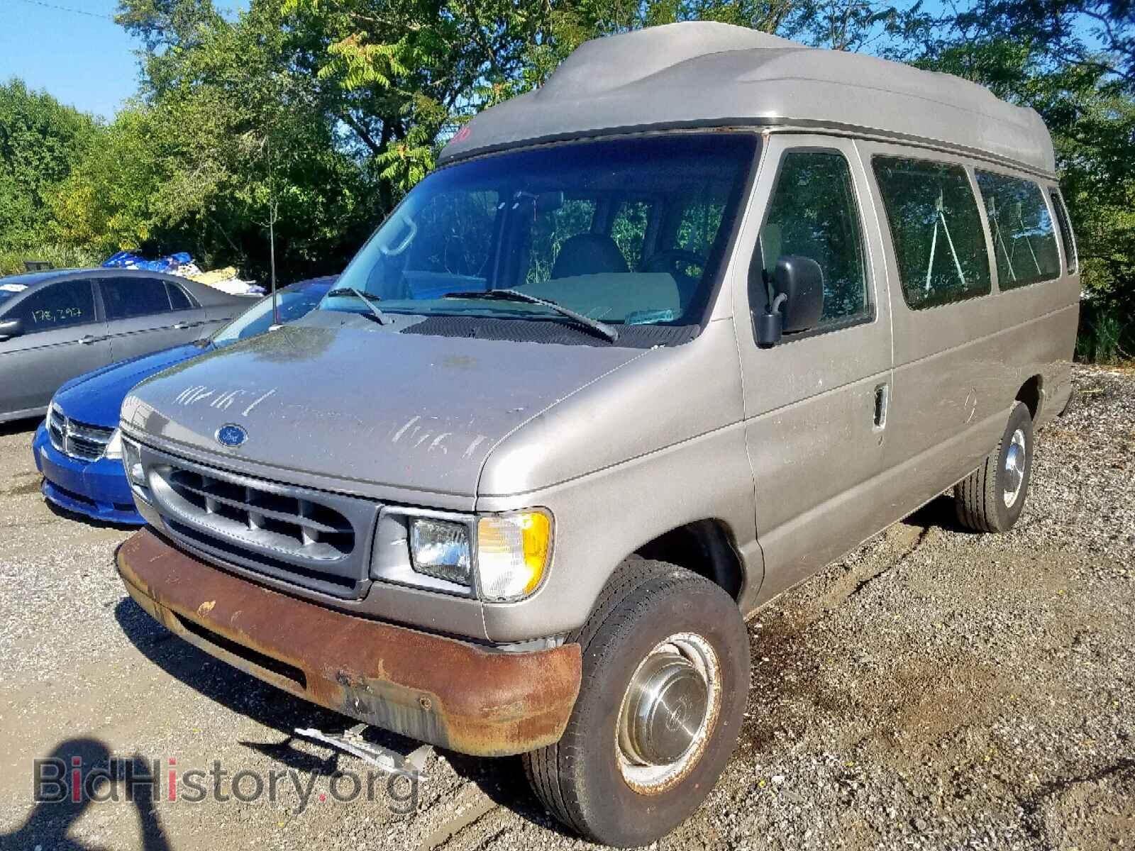 2002 FORD ECONOLINE - VIN: 1FBSS31L42HA56593 - Фото 2