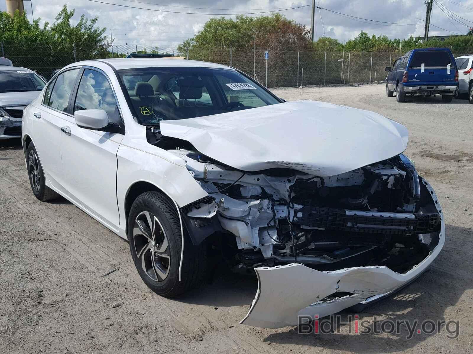 Photo 1HGCR2F34HA001661 - HONDA ACCORD LX 2017