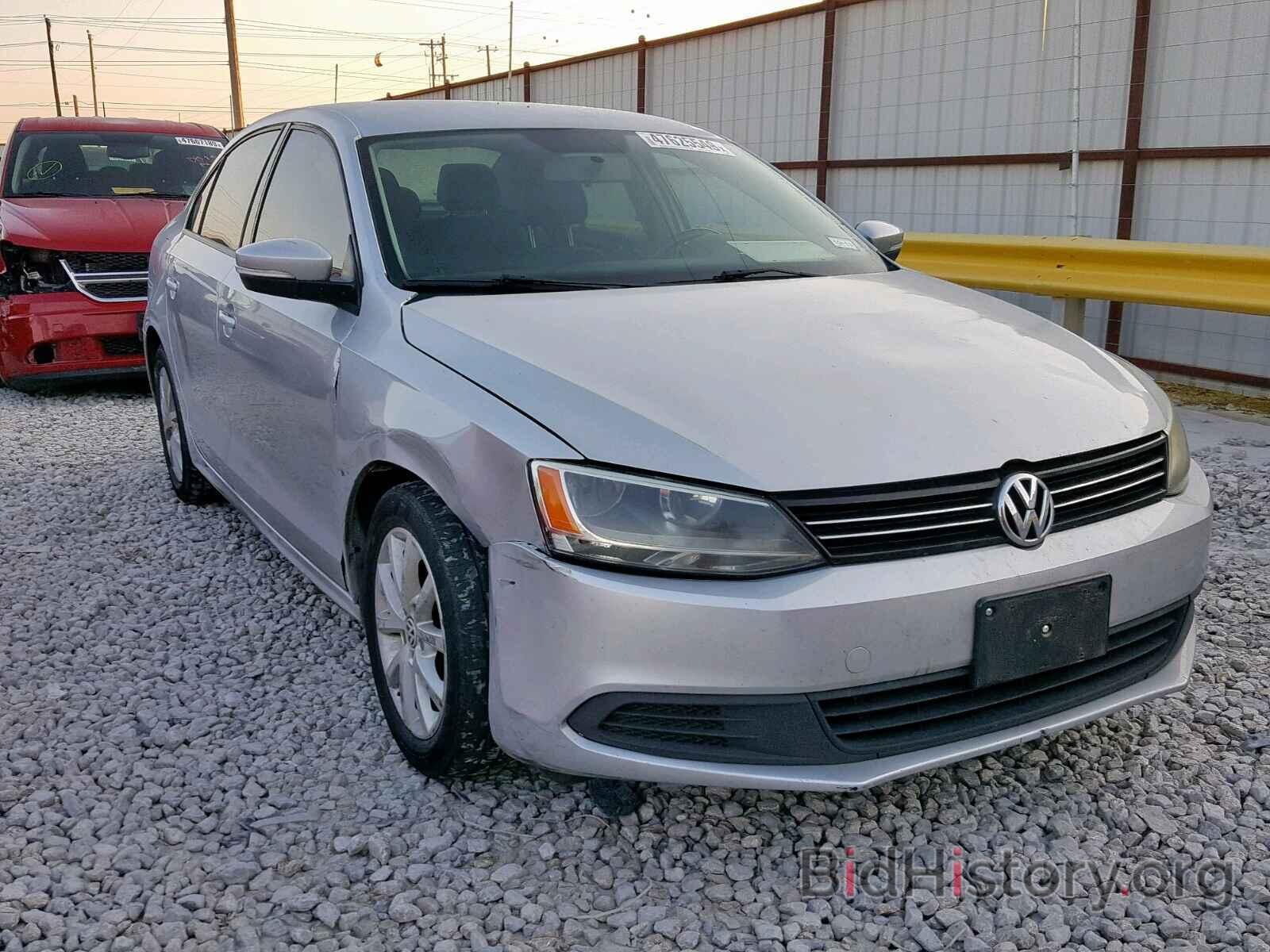 Фотография 3VWDX7AJ6CM459285 - VOLKSWAGEN JETTA 2012