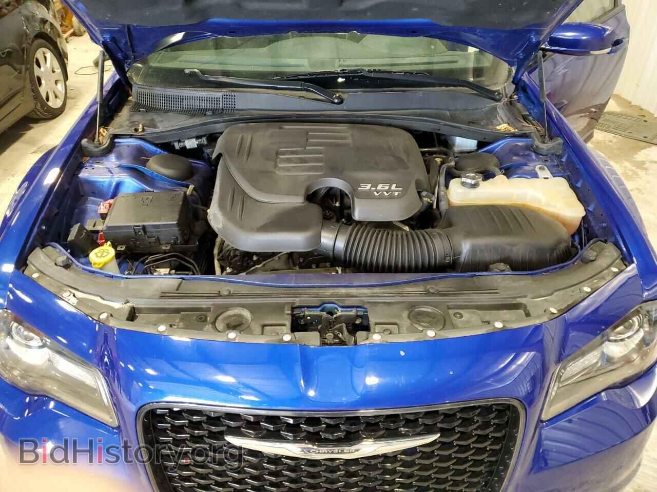 2018 CHRYSLER 300 - VIN: 2C3CCAGG6JH198999 - Фото 11