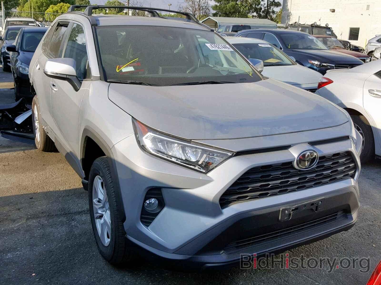 Photo 2T3W1RFV3KW022328 - TOYOTA RAV4 XLE 2019