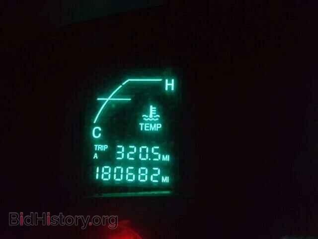 2002 CADILLAC DEVILLE - VIN: 1G6KD54Y22U235427 - Photo 8