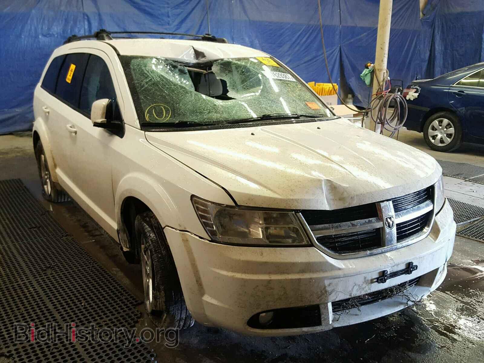 Фотография 3D4PG5FV6AT234080 - DODGE JOURNEY 2010