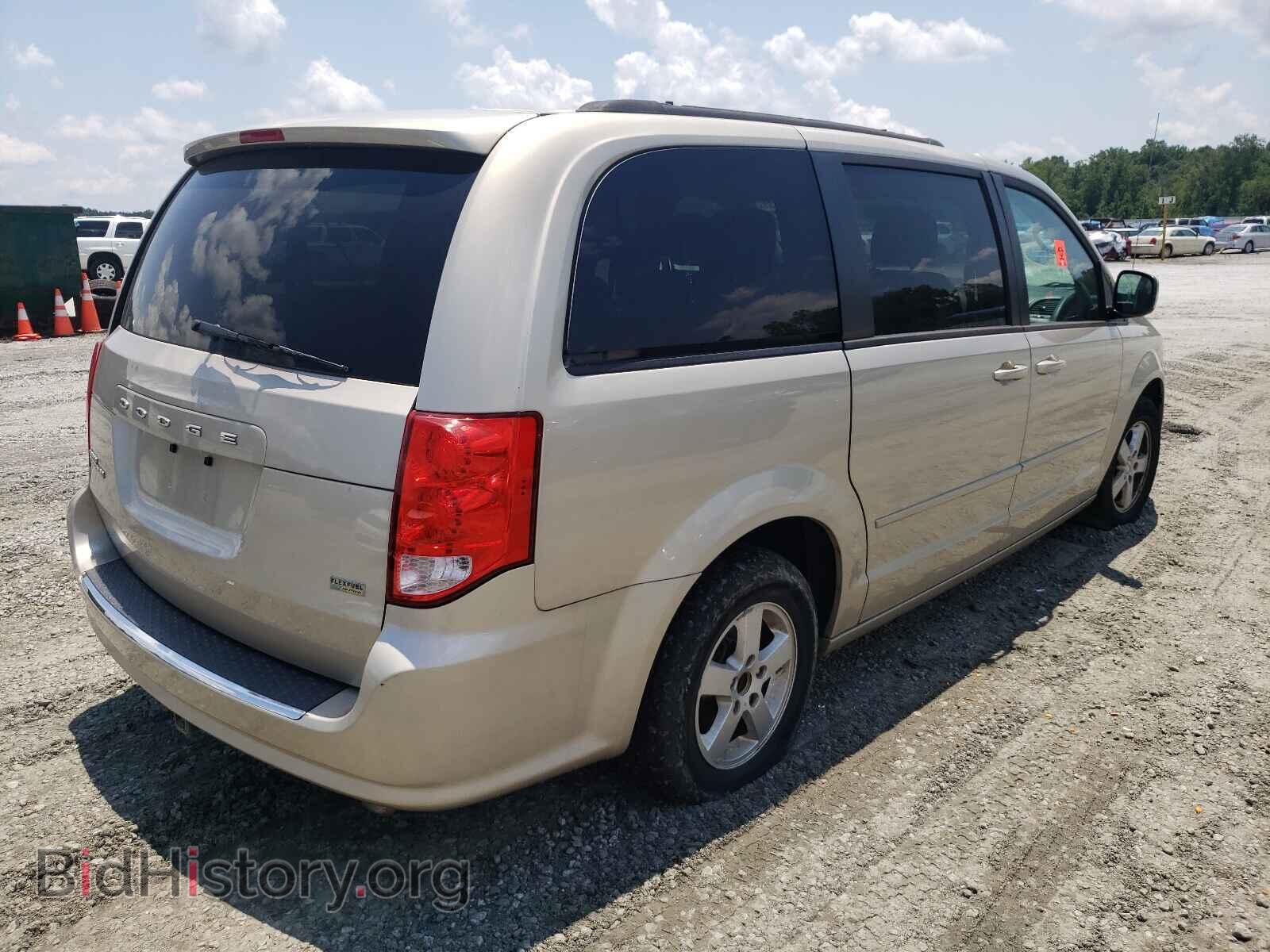 2013 DODGE GRAND CARA - VIN: 2C4RDGCG5DR552828 - Фото 4