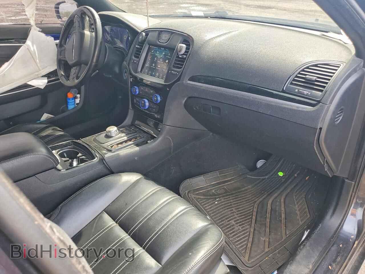 2019 CHRYSLER 300 - VIN: 2C3CCAGGXKH536857 - Фото 8