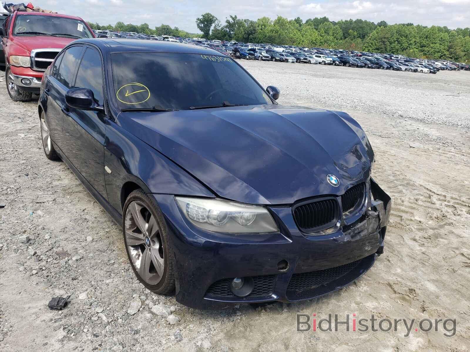 Photo WBAPM73539A367630 - BMW 3 SERIES 2009