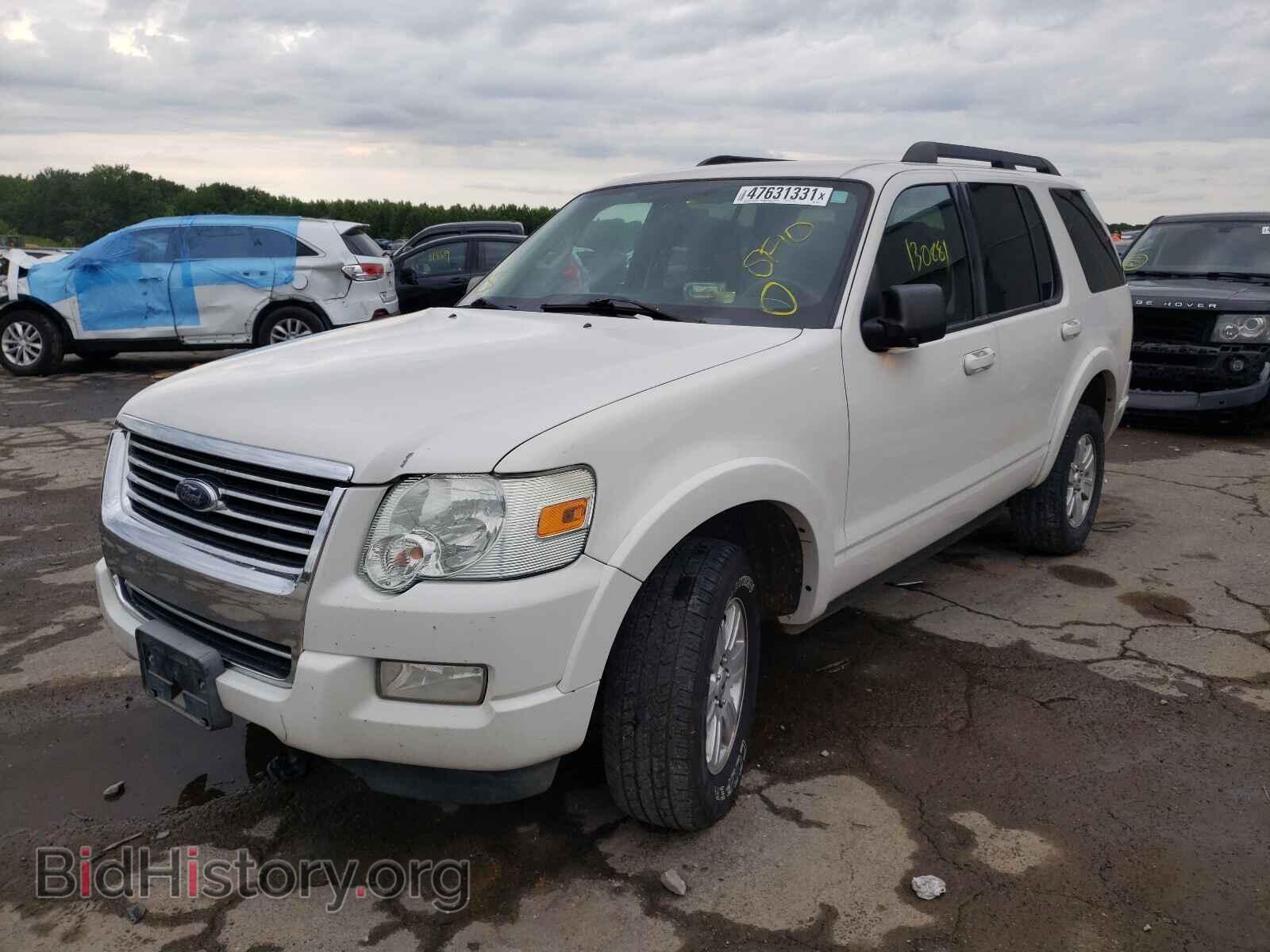 2010 FORD EXPLORER - VIN: 1FMEU7DE6AUA64011 - Photo 2