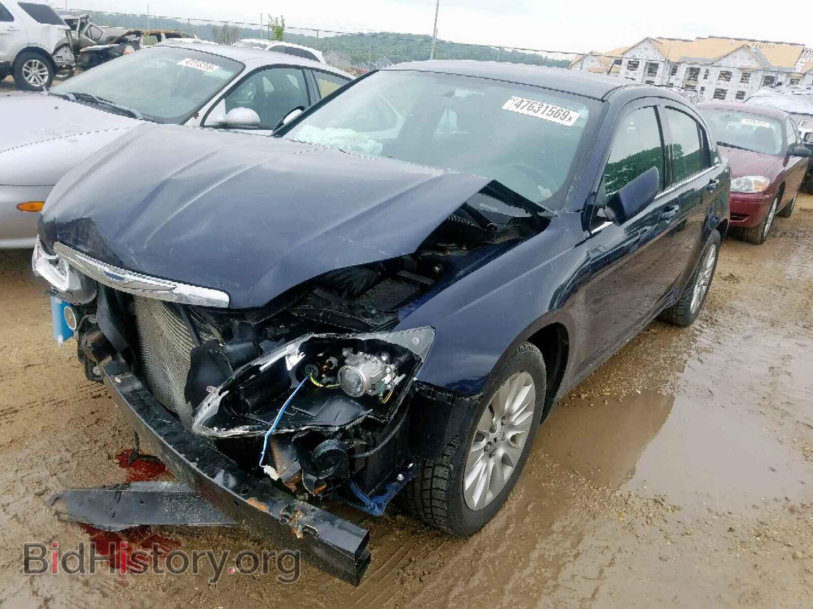 2014 CHRYSLER 200 - VIN: 1C3CCBAB4EN207831 - Фото 2