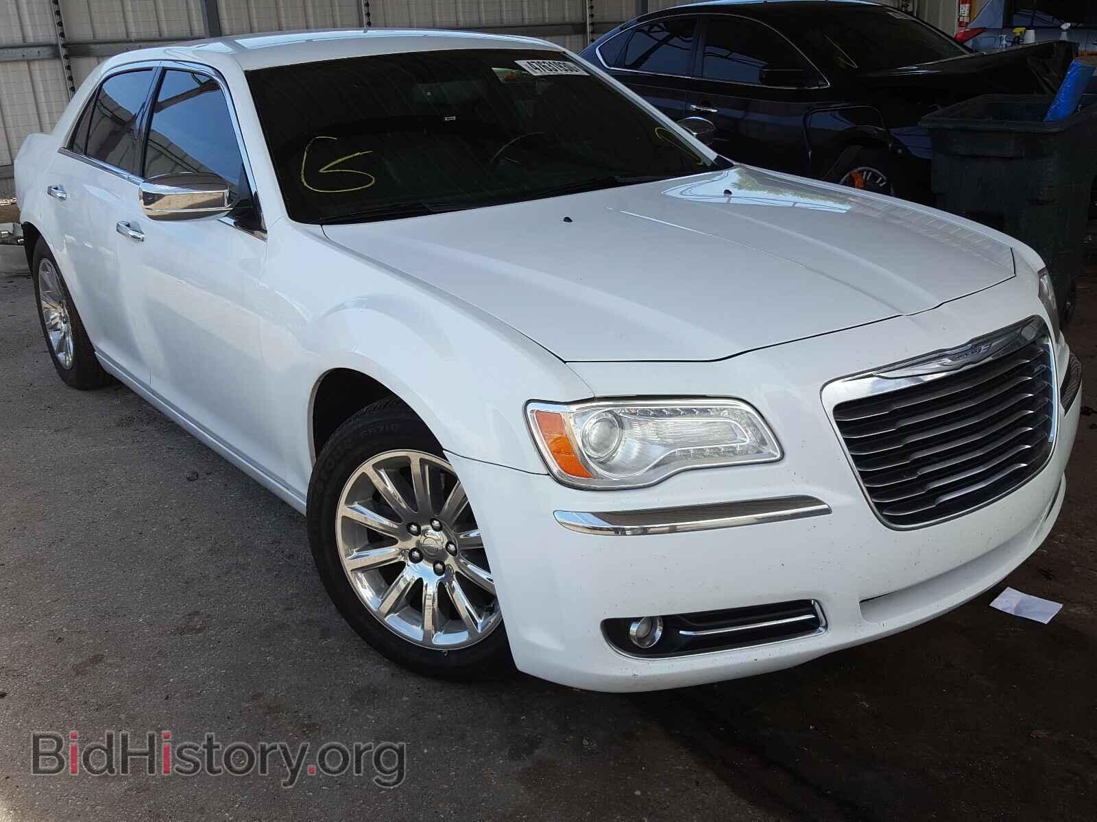 Фотография 2C3CCAEG6EH373017 - CHRYSLER 300 2014