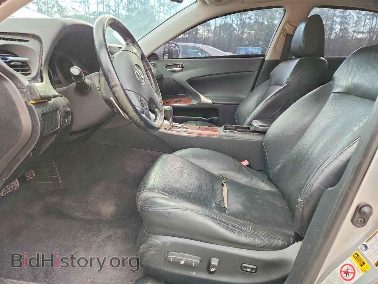 2007 LEXUS IS - VIN: JTHCK262272012661 - Photo 7