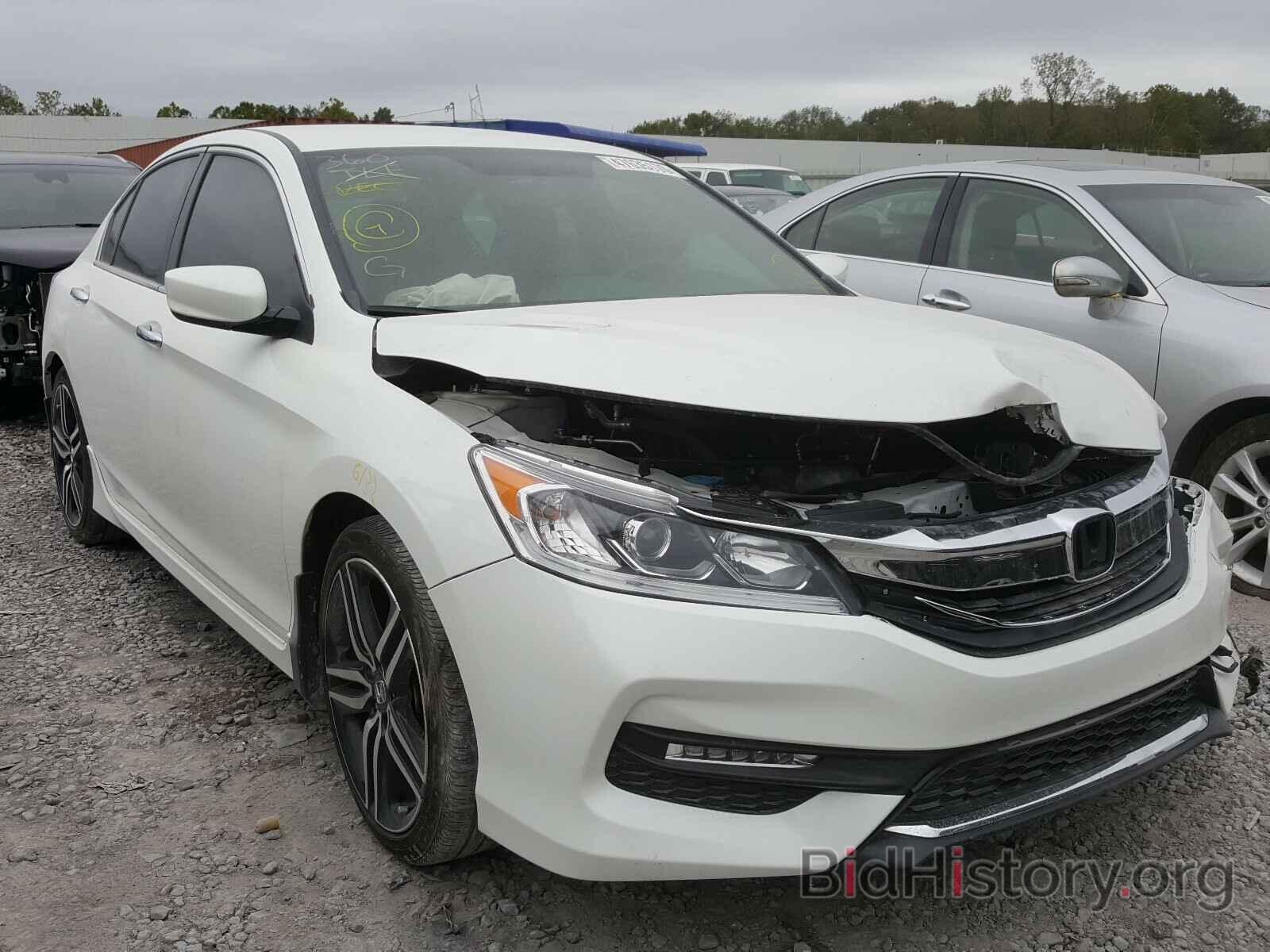 Photo 1HGCR2F10HA111072 - HONDA ACCORD 2017