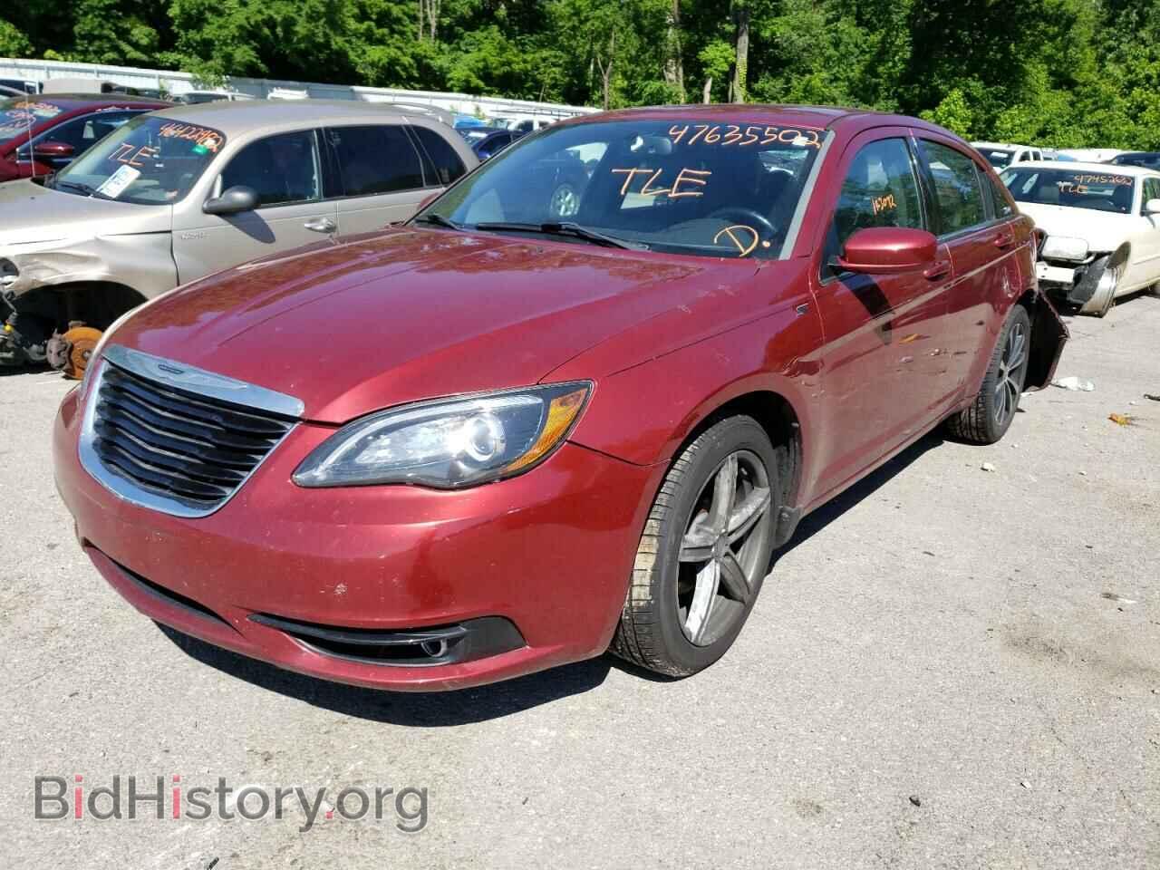2013 CHRYSLER 200 - VIN: 1C3CCBCG9DN585571 - Фото 2