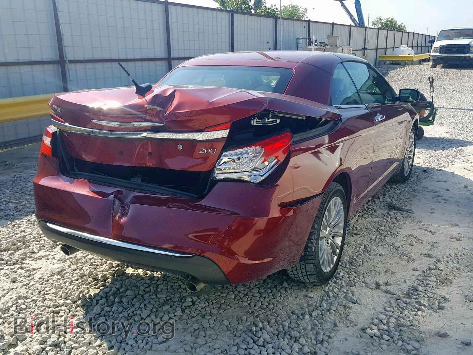 2012 CHRYSLER 200 - VIN: 1C3BCBFG3CN279892 - Photo 4