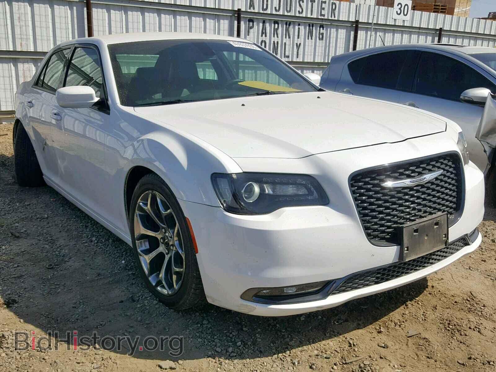 Фотография 2C3CCABG0JH214203 - CHRYSLER 300 2018
