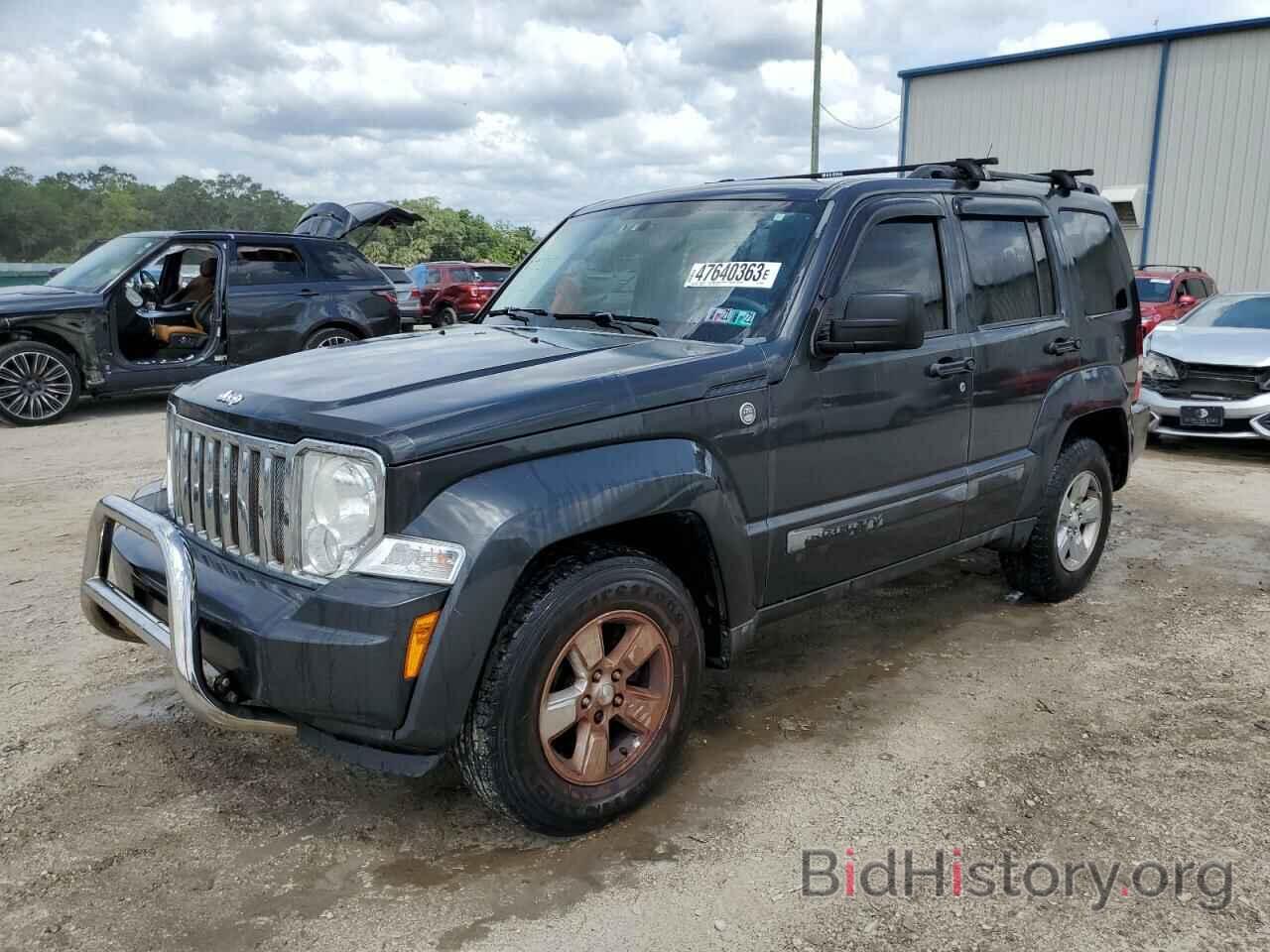 Фотография 1J4PN2GK4BW538536 - JEEP LIBERTY 2011