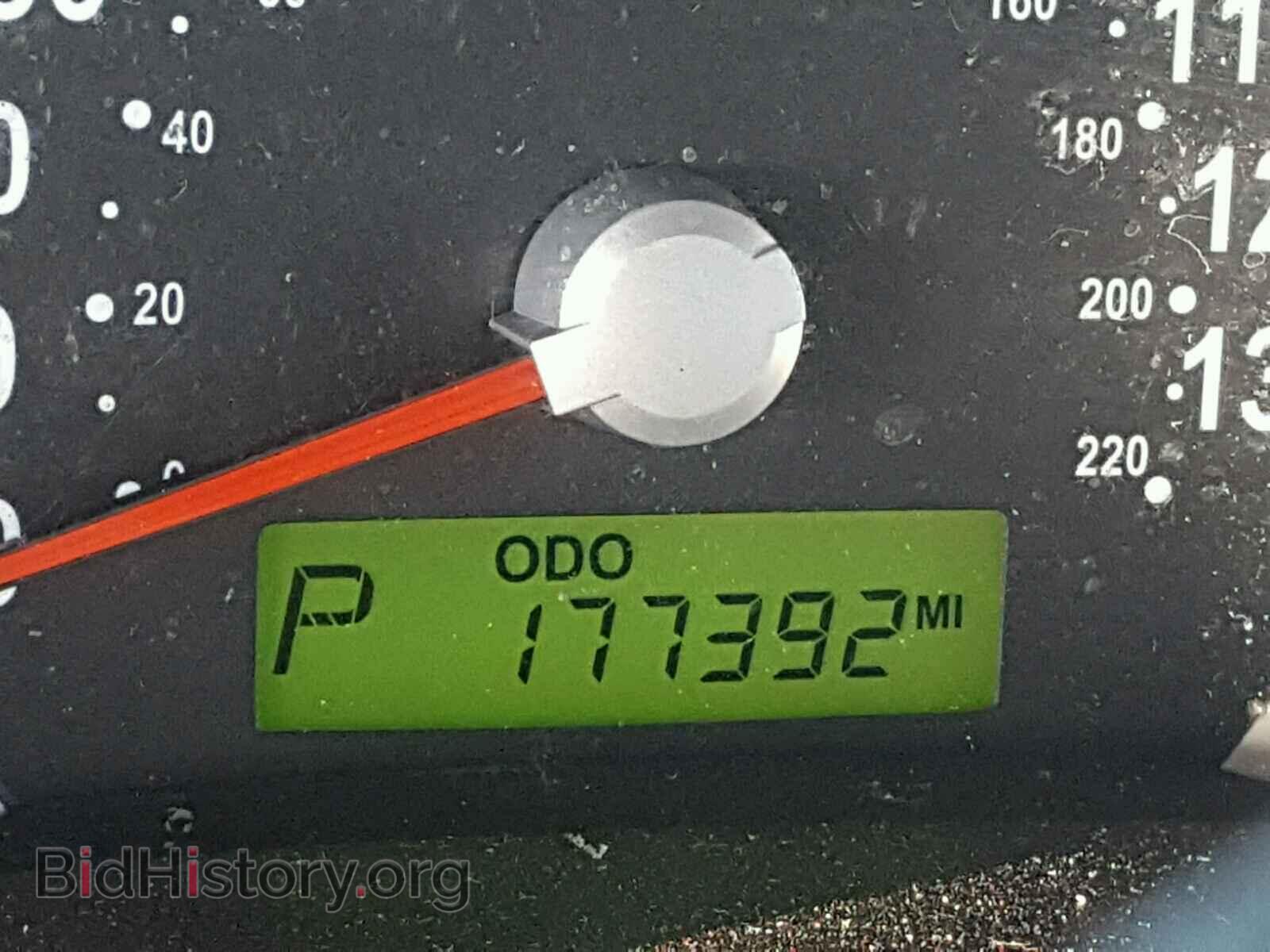 2007 HYUNDAI ENTOURAGE - VIN: KNDMC233376041563 - Фото 8