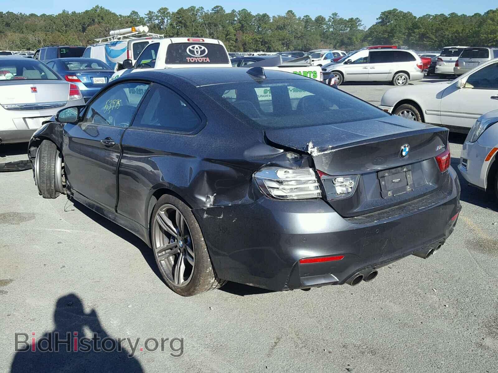 2015 BMW M4 - VIN: WBS3R9C56FK330570 - Фото 3