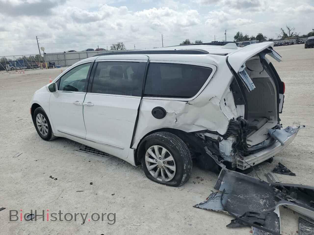 2017 CHRYSLER PACIFICA - VIN: 2C4RC1BG9HR763635 - Фото 2