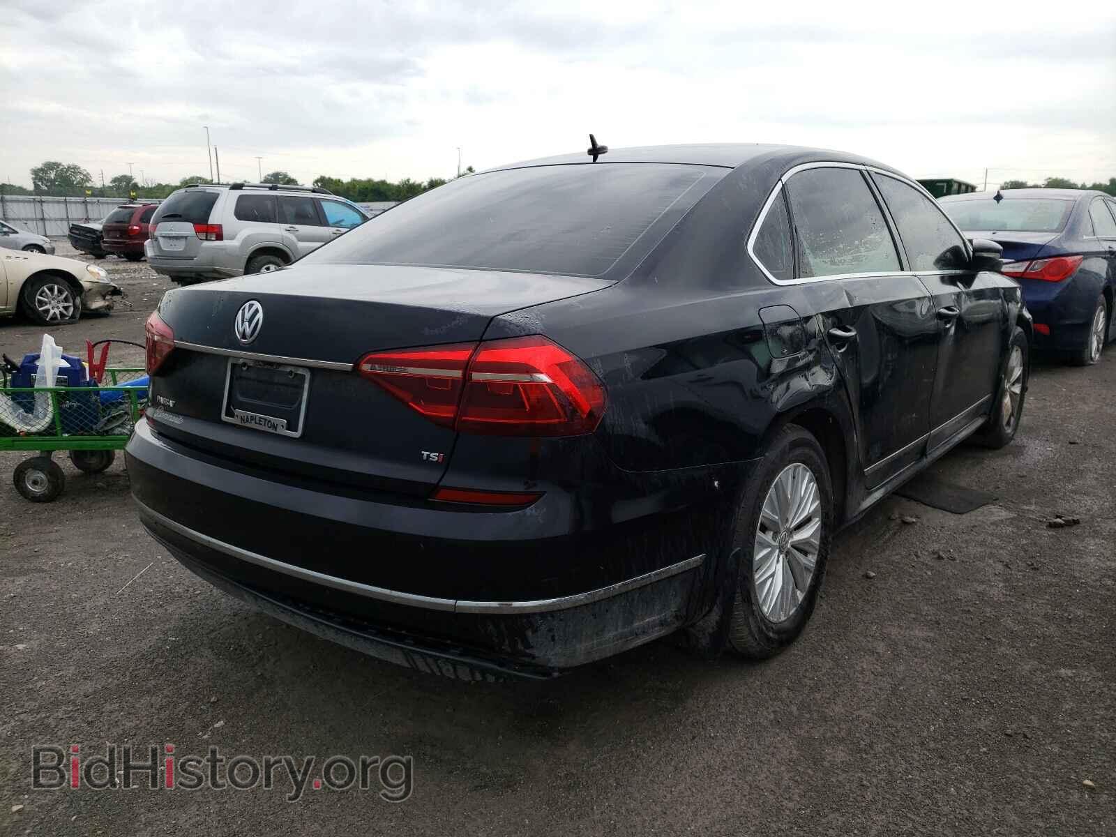 2017 VOLKSWAGEN PASSAT - VIN: 1VWAT7A34HC008607 - Фото 4