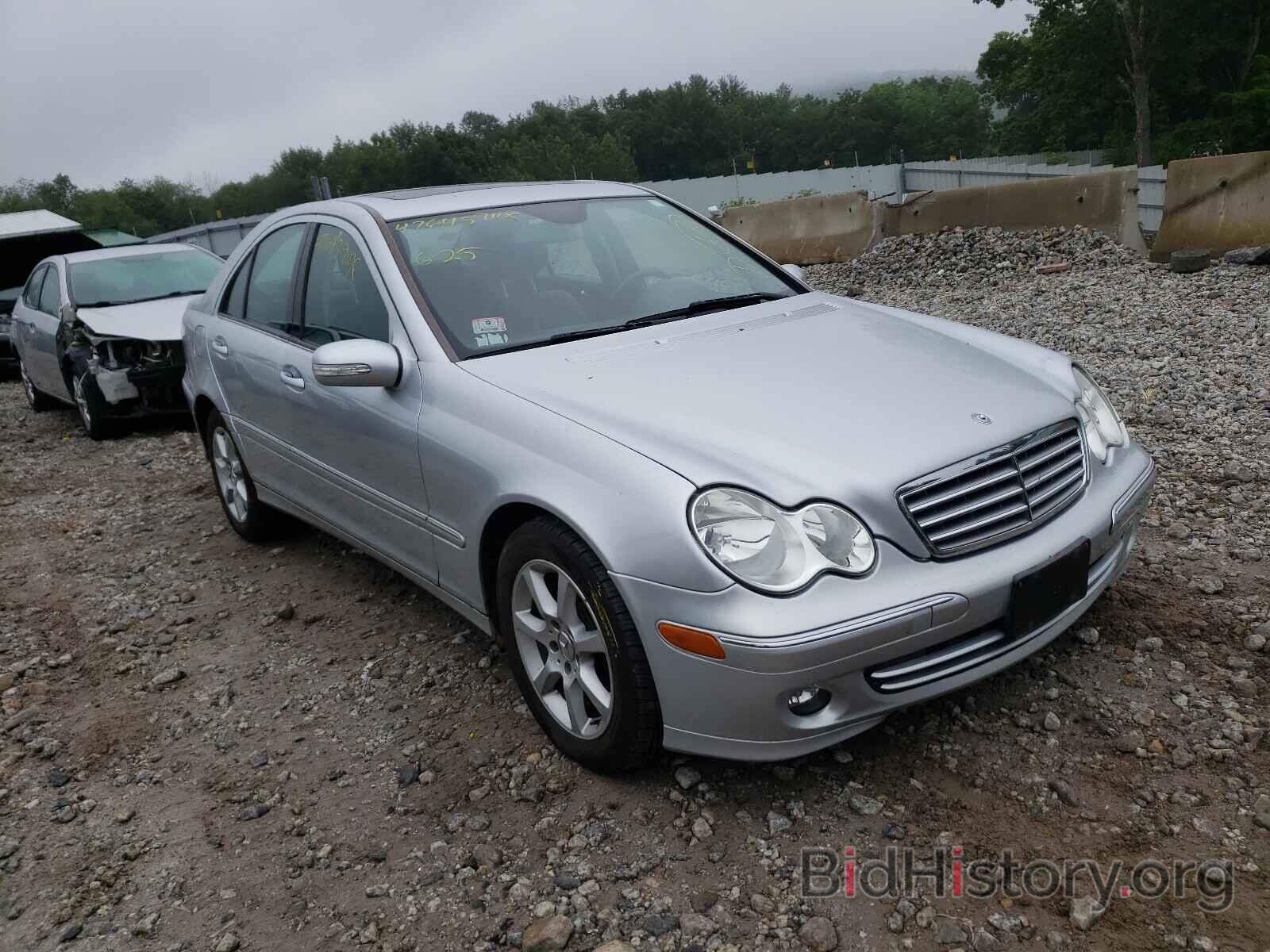 Photo WDBRF92H57F910052 - MERCEDES-BENZ C CLASS 2007