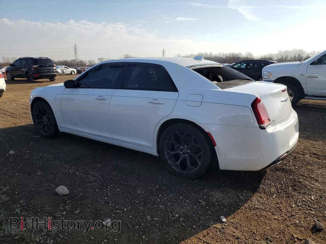2020 CHRYSLER 300 - VIN: 2C3CCAAG6LH128205 - Фото 2