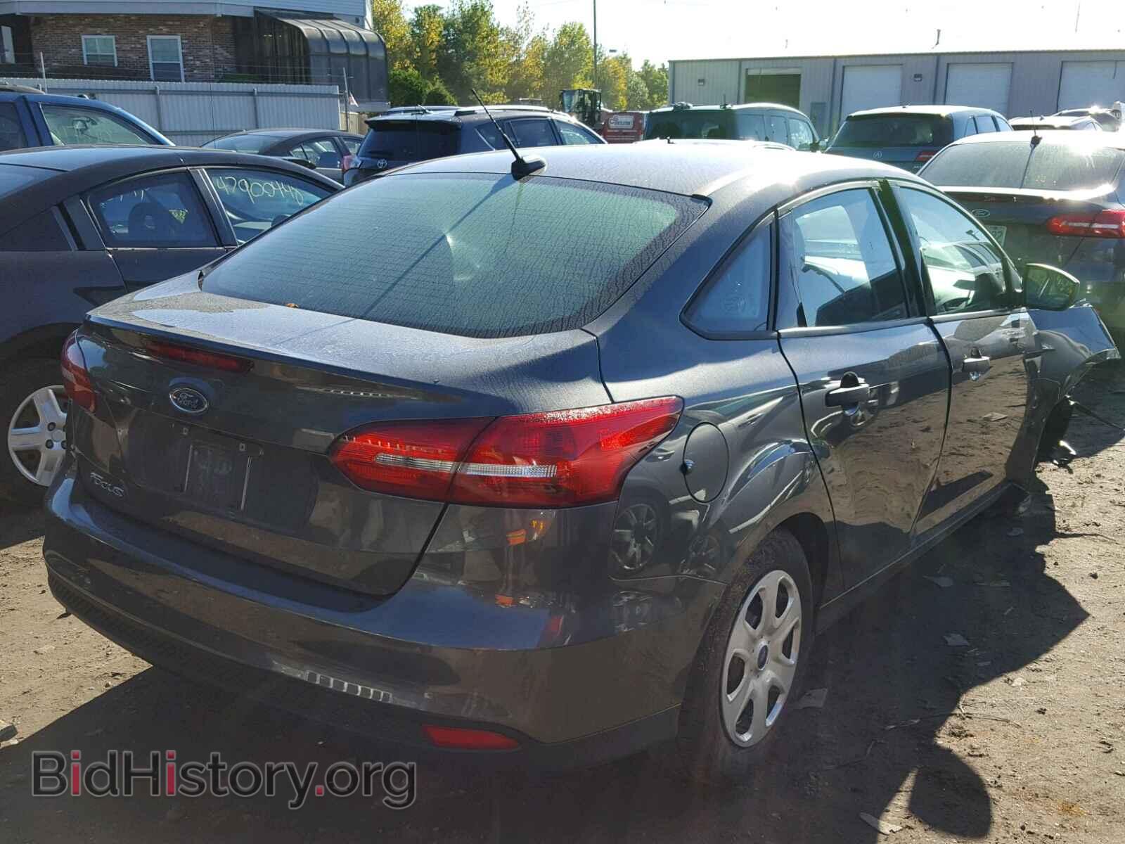 2017 FORD FOCUS - VIN: 1FADP3E25HL330368 - Photo 4