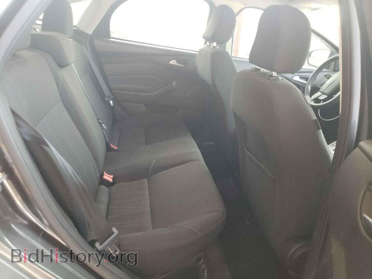 2016 FORD FOCUS - VIN: 1FADP3F25GL300459 - Фото 6