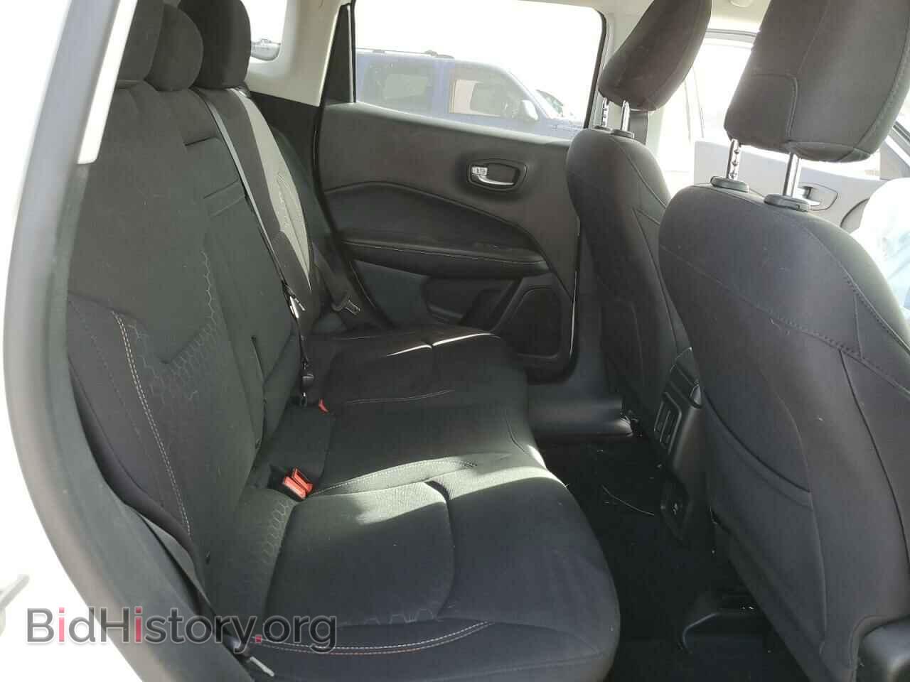 2018 JEEP COMPASS - VIN: 3C4NJCAB5JT468041 - Фото 11