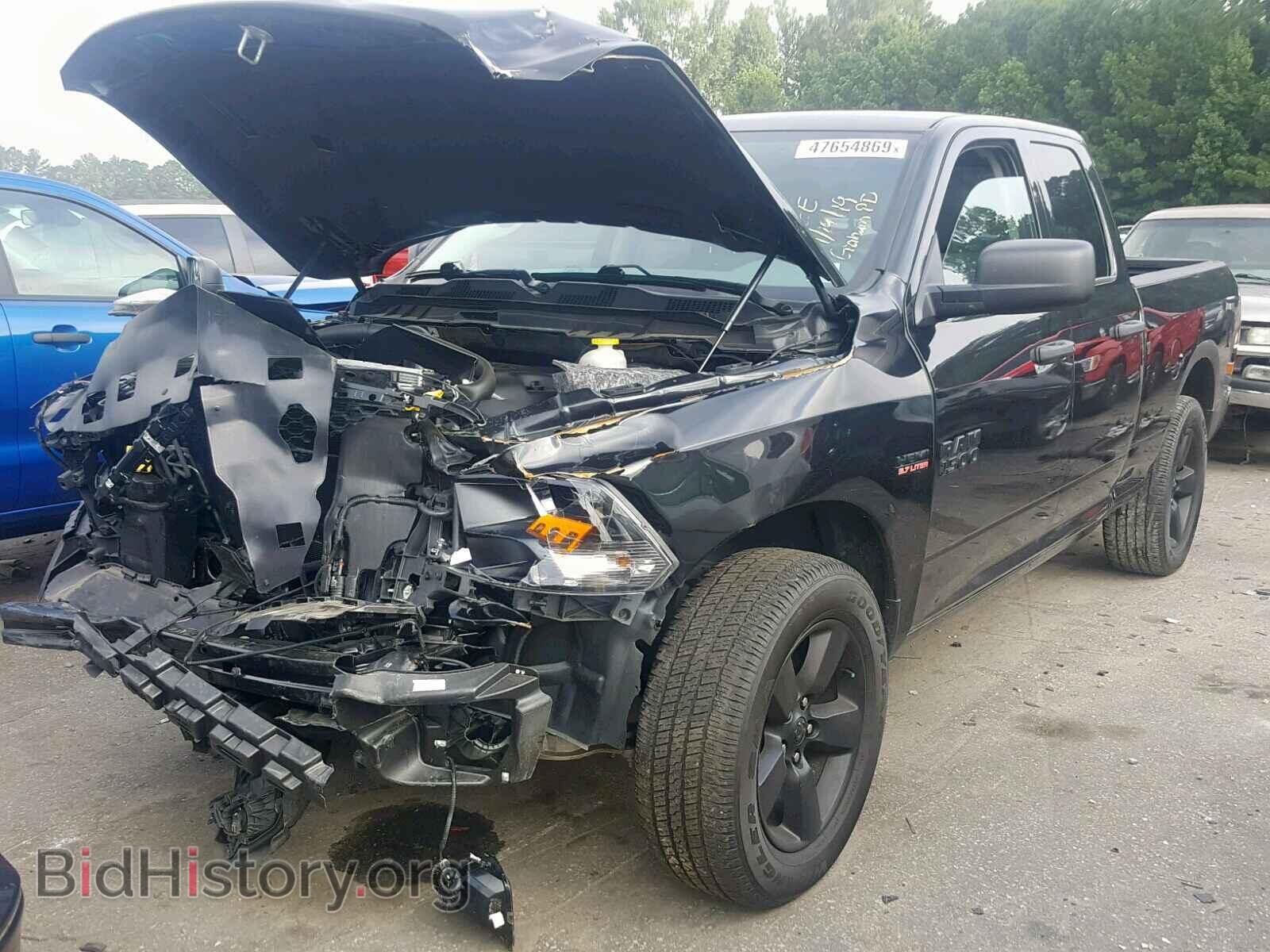 2018 RAM 1500 ST - VIN: 1C6RR7FT1JS203970 - Фото 2