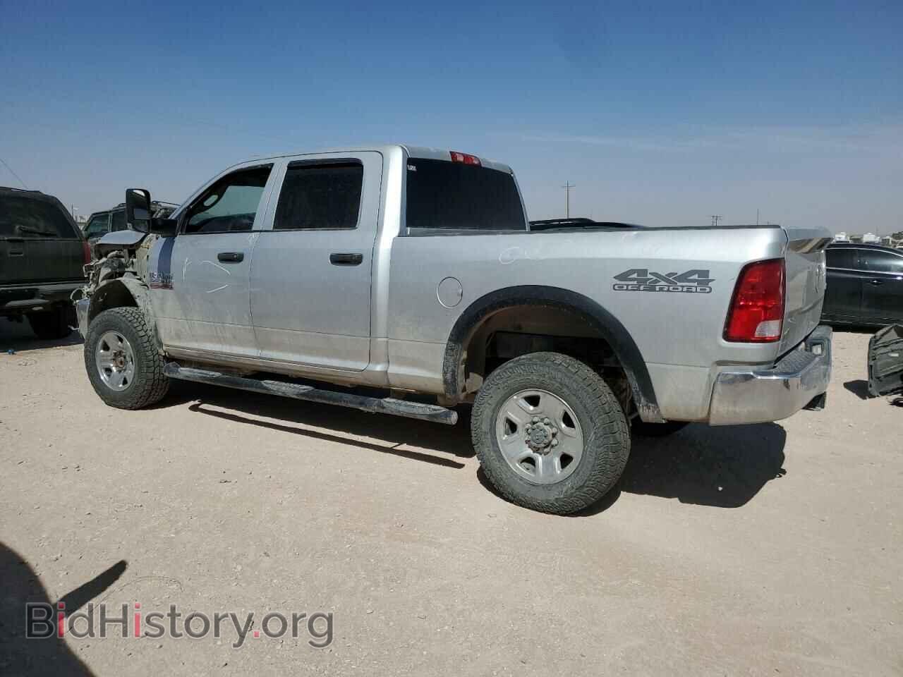 2018 RAM All Models - VIN: 3C6UR5CLXJG160580 - Фото 2