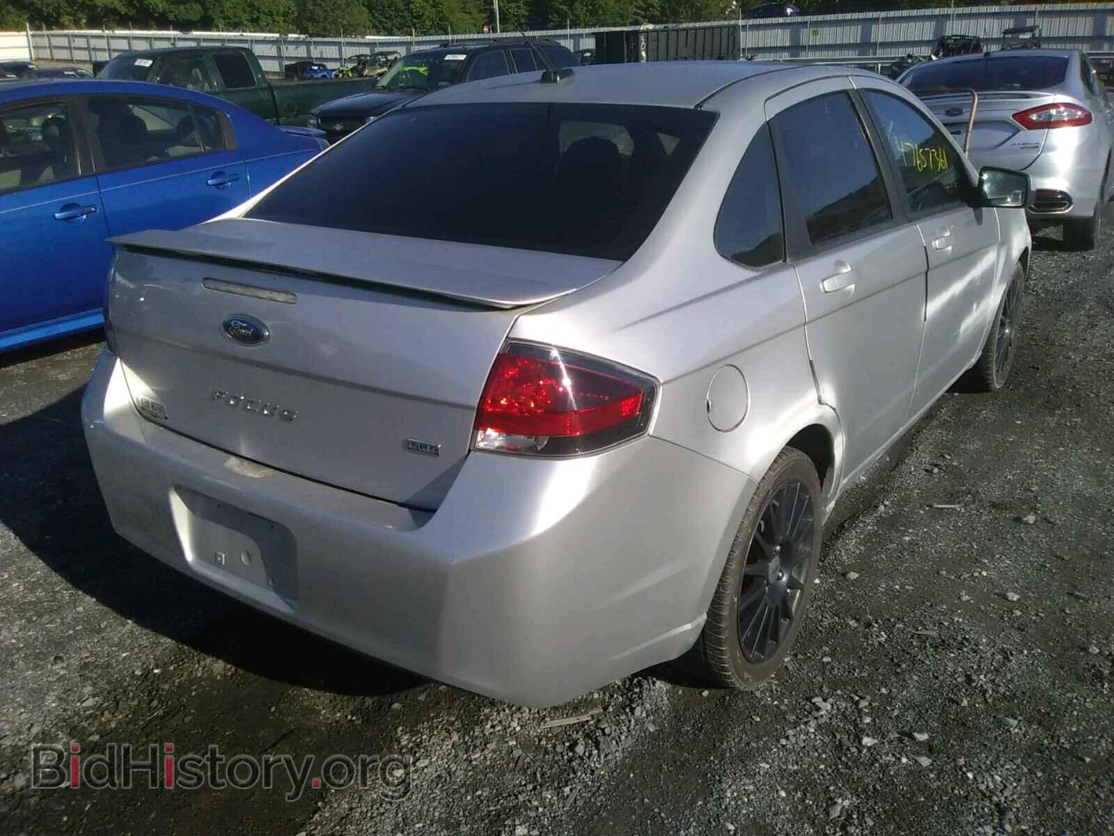 2011 FORD FOCUS - VIN: 1FAHP3GN7BW153482 - Photo 4