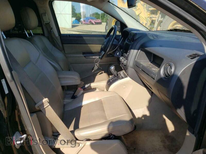 2012 Jeep COMPASS (VIN 1C4NJCCB2CD670101) — photo 5 of 10
