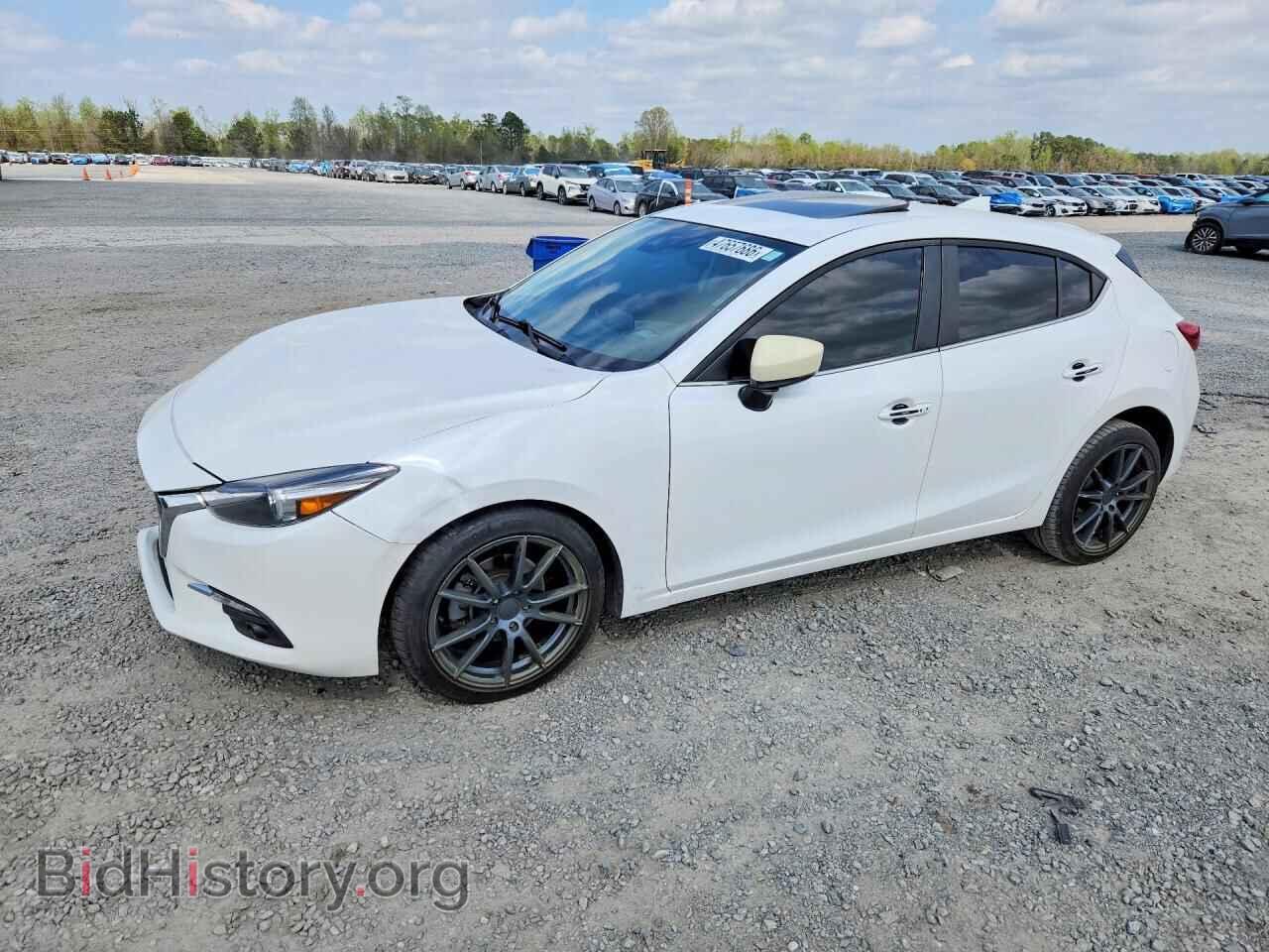 Фотография 3MZBN1M32HM133627 - MAZDA 3 2017