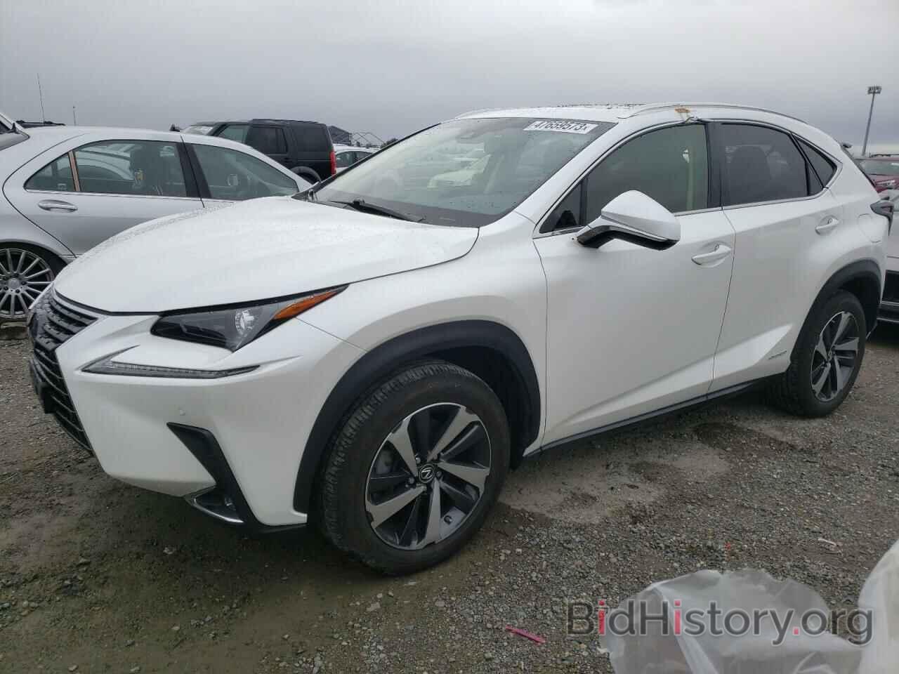 Фотография JTJBJRBZ4K2115470 - LEXUS NX 2019