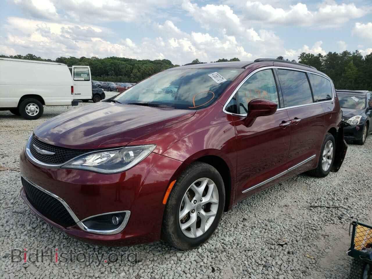 2017 CHRYSLER PACIFICA - VIN: 2C4RC1BG1HR667952 - Photo 2