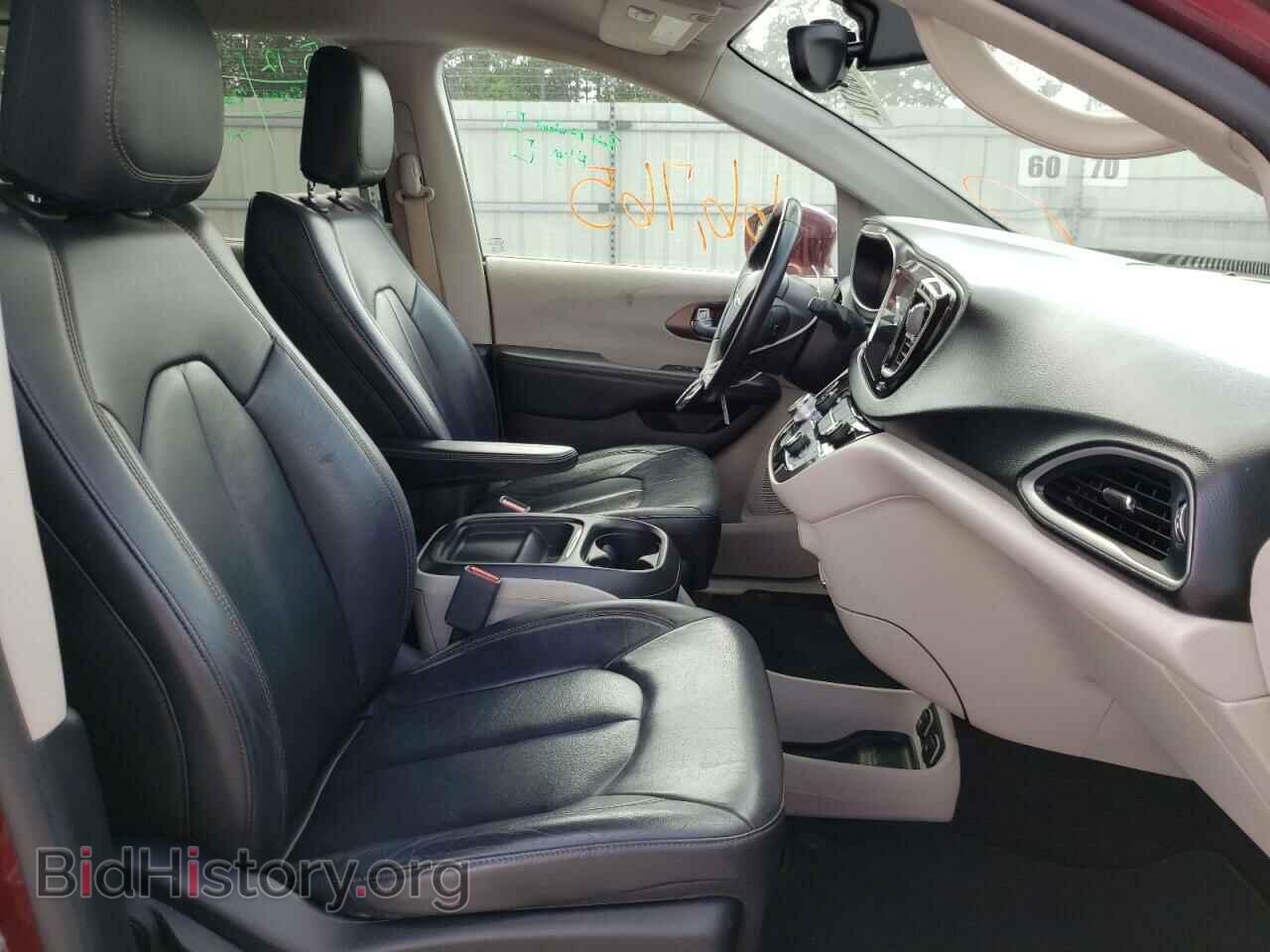 2017 CHRYSLER PACIFICA - VIN: 2C4RC1BG1HR667952 - Photo 5