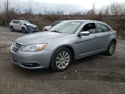 2013 Chrysler 200 200 Limite, серебристый — VIN 1C3CCBCG6DN745082, Copart