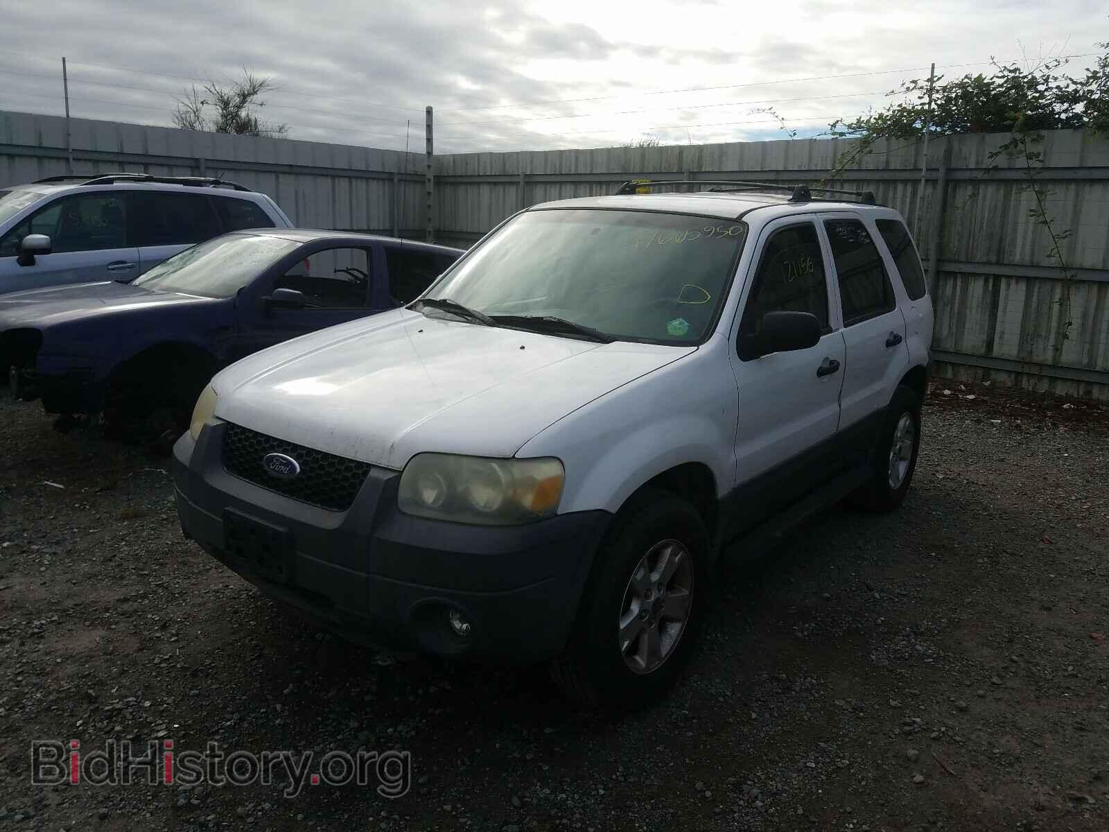 2005 FORD ESCAPE - VIN: 1FMCU03165DA21162 - Фото 2