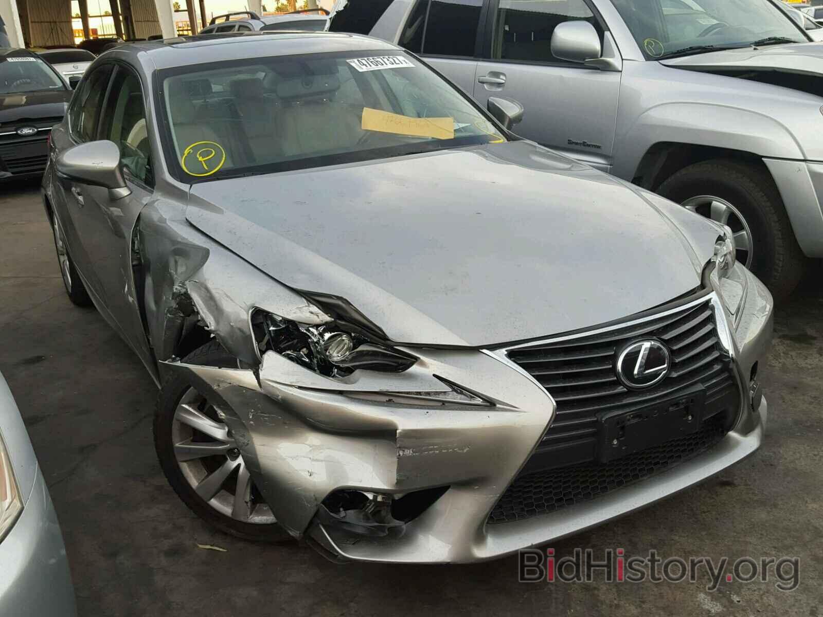 Photo JTHBA1D26G5035287 - LEXUS IS200 2016