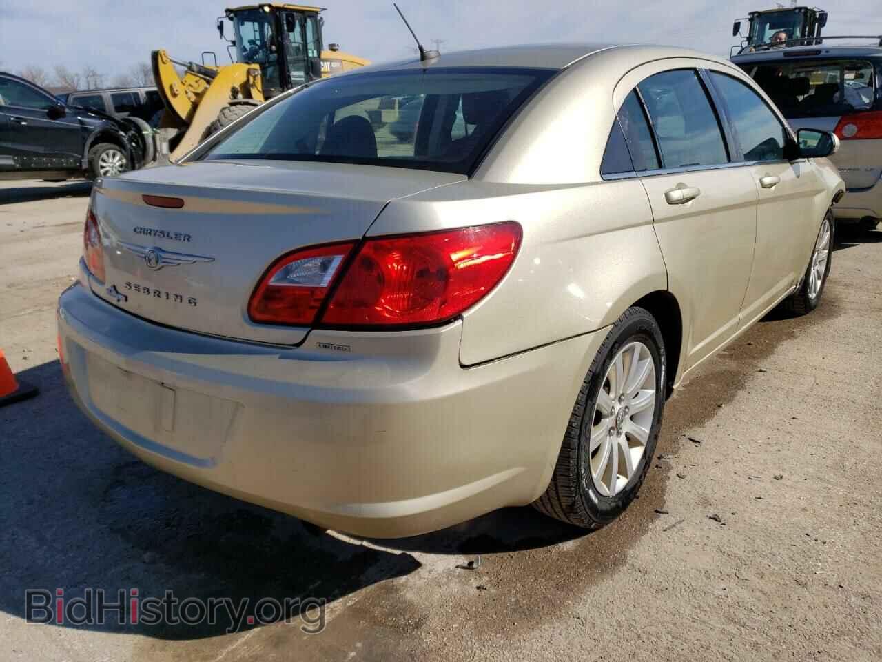 2010 CHRYSLER SEBRING - VIN: 1C3CC5FB3AN162983 - Фото 3